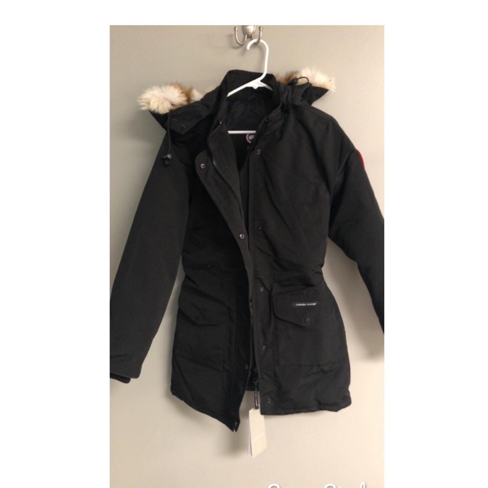 Black size xl jacket.